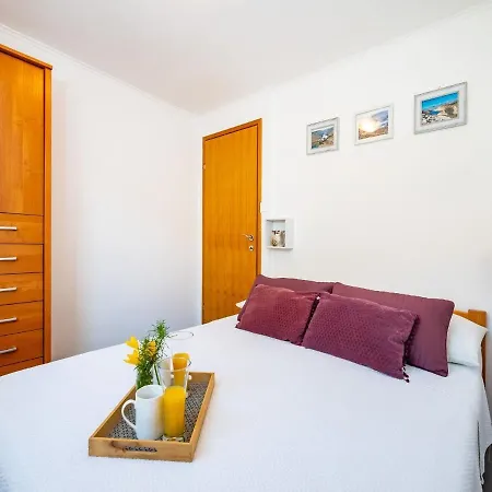 Maialena Apartment *